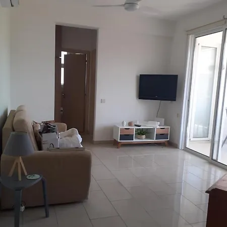 Апартаменты Hilltop View *
