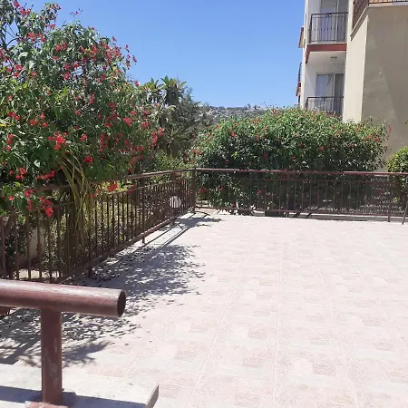 Апартаменты Hilltop View